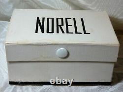 1970's Vintage Norell Perfumed Bath Powder RARE Snap Closure box ORIGINAL 6 oz
