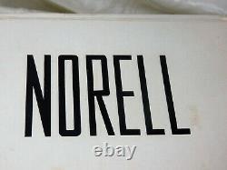 1970's Vintage Norell Perfumed Bath Powder RARE Snap Closure box ORIGINAL 6 oz