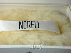 1970's Vintage Norell Perfumed Bath Powder RARE Snap Closure box ORIGINAL 6 oz