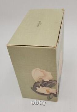 Anais Anais Cacharel 150g Perfumed Dusting Powder (new with box)