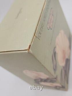 Anais Anais Cacharel 150g Perfumed Dusting Powder (new with box)