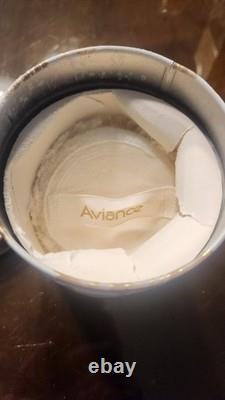 Aviance Vintage Perfumed Dusting Powder 6oz with Puff Used