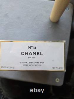 CHANEL N°5 Paris After Bath Body Powder for Women, 5 oz
