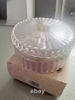 CHANTILLY Perfume Body Powder Deluxe Dusting Powder 5oz 141g Vintage NeW BOX