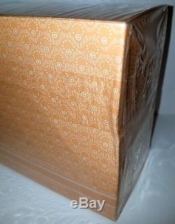 CHLOE Perfumed Dusting Powder (6 oz. /170g)by Karl Lagerfeld VINTAGE (NEW&SEALED)