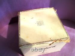 Cabochard by Gres Vintage Dusting Bath Powder & Puff. 81 oz 250g Broken Worn Box