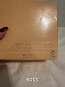 Chole by Lagerfeld Perfumed Dusting Powder 6oz / 170G (NEW WITH BOX & SEALED)