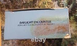 Daylight Encounter Perfumed Dusting Powder by Yardley, 5 oz NOS, sealed with box