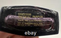 Elizabeth Taylor's Passion Vintage Lot Of Body Cream, Dusting Powder, & Perfume