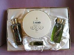 Emeraude Coty Vintage Set Perfume Dusting Powder Bath Oil & Parfum de Toilette