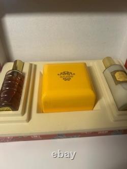 Estée Lauder Azurée Gift Set Fragrance, Powder Body Satin Rub
