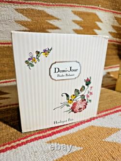 FINE DEMI JOUR DANA 1990s 5.5oz POUDRE PARFUMEE DUSTING POWDER NEW IN BOX FULL
