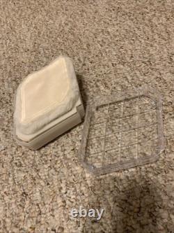 Georgia Beverly Hills Red Perfumed Dusting Powder