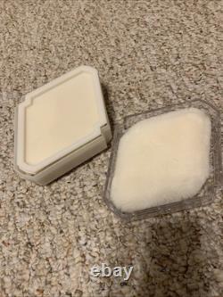Georgia Beverly Hills Red Perfumed Dusting Powder