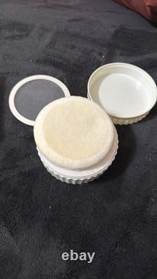 Giorgio Beverly Hills Extraordinary Perfumed Dusting Powder 6oz/170g NIB