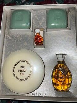 HEURE INTIME VIGNY PARIS PARFUM Set with 2 Soaps, Dusting Powder, Mini Perfume NEW