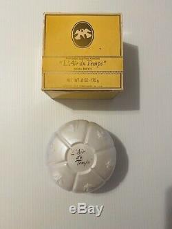 L'Air Du Temps By Nina Ricci Perfumed Dusting Powder 6.0 Oz. 170g Sealed Puff
