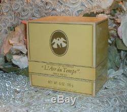 L'air du Temps Nina Ricci Perfumed Dusting Body Bath POWDER 6 oz Boxed