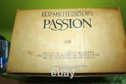 Lot Vtg Elizabeth Taylor Passion Perfume Spray Dusting Powder Set Spray Body Oil