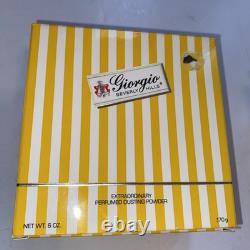 New in Box Giorgio Beverly Hills Extraordinary Perfumed Dusting Powder 6 oz 170g