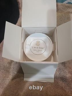 Nina Ricci L'Air Du Temps Perfumed Dusting Powder 200g (Discontinued Item) READ