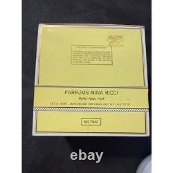 Nina Ricci L'Air du Temps Perfumed Dusting Powder 6 oz Vintage with Puff & Box
