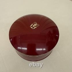 Samsara by Guerlain Perfumed Dusting Powder 4.4 oz (Hard to find) Samsara by Guerlain Perfumed Dusting Powder 4.4 oz (Hard to find)