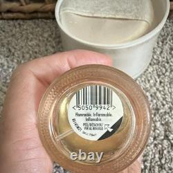 The Body Shop Spirit of Moonflower Shimmer Dusting Powder Pink and Perfume