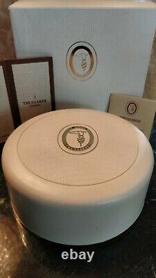 Trussardi 5 1/4oz 150g Perfumed Dusting Powder New in box Sealed Serial Cert