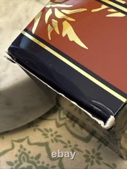 Vintage 4 Oz. Opium Perfumed Dusting/body/bath Powder New Sealed In Box
