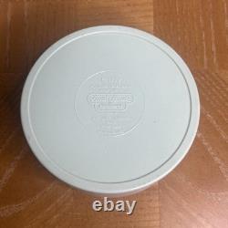 Vintage Anais Anais Cacharel Perfumed Dusting Powder 5.29oz Puff Included