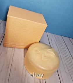 Vintage Chloe Perfumed Dusting Powder 6 oz / 170 g Lagerfeld Paris NEW inside