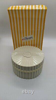 Vintage Giorgio Beverly Hills Extraordinary Perfumed Dusting Powder 6.0oz