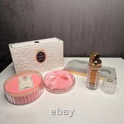 Vintage Houbigant Essence de Chantilly Perfume Powder Box Gift Set Women 2pc New
