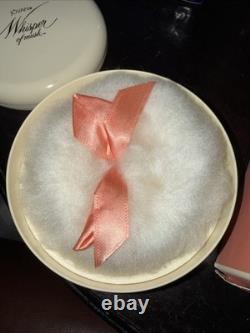 Vintage Jovan Whisper Of Musk Dusting Powder 5 Oz New With Box Perfumed