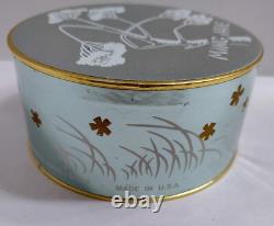 Vintage NOS Ming Jade Dusting Powder Stanley Home Products 3 x 4.5 x 4.75