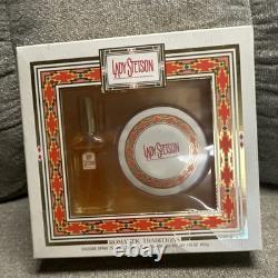 Vintage -New in box Lady Stetson gift set, cologne spray and dusting powder