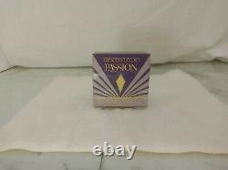 Vintage Passion by Elizabeth Taylor 1.25 oz Perfumed Dusting Powder for Women