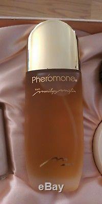 Vintage Pheromone By Marilyn Miglin Set Perfume 3.4 oz Dusting Powder + Soap
