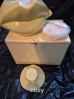 Vintage Salvador Dali Highly Perfumed Dusting Powder 3.5 oz SEE DESCRIPTION